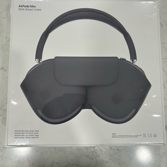 Apple maxes headphones - Picture 5 of 5